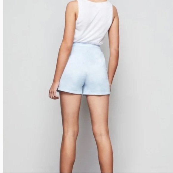 Good American Tie Dye Sweatshort Cloud Tie Dye002 Size 0 XS NWT - Picture 2 of 14